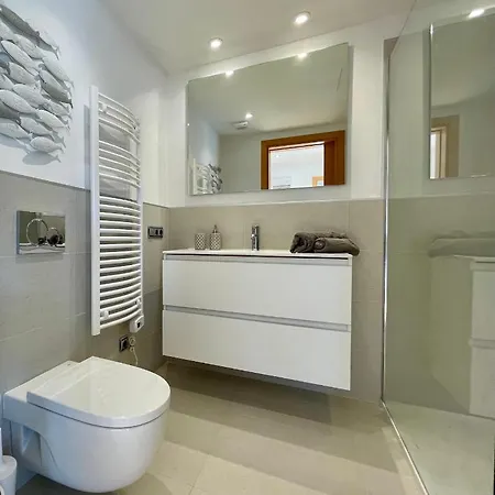 Penthouse Tomir 1b *